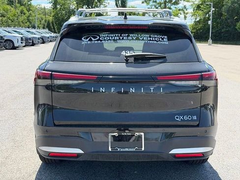 Certified 2026 INFINITI QX60 Luxe w/ Cargo Package AWD/4WD image 6