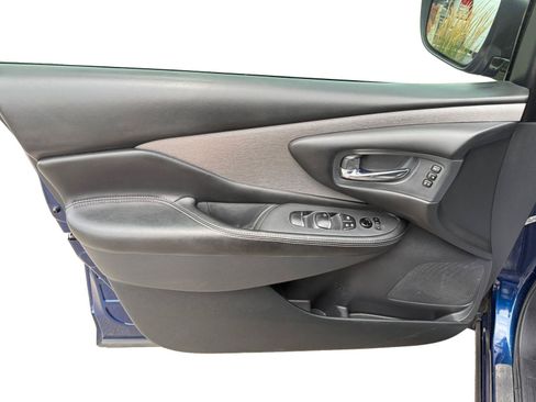 Used 2021 Nissan Murano SL AWD/4WD image 9