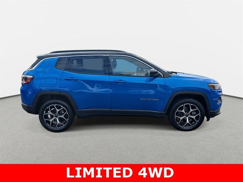 New 2025 Jeep Compass Limited image 4