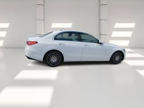 Used 2025 Mercedes-Benz C 300 4MATIC Sedan image 4