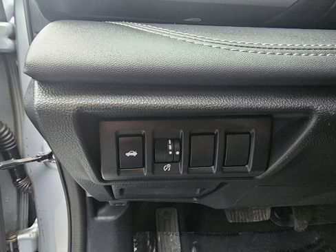 Used 2022 Subaru Legacy Limited XT image 19