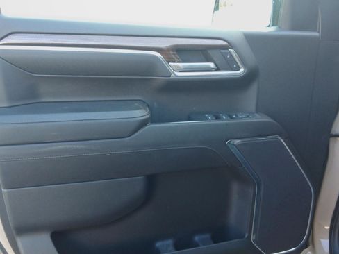 Used 2023 Chevrolet Silverado 1500 LT Trail Boss w/ Protection Package image 16