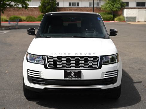 Used 2020 Land Rover Range Rover HSE image 8