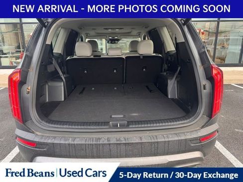 Used 2022 Kia Telluride EX image 8
