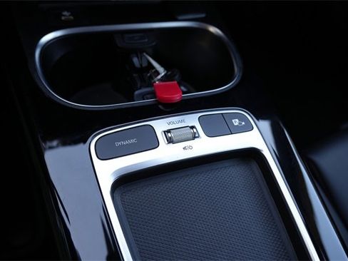 Used 2025 Mercedes-Benz CLA 250 image 16