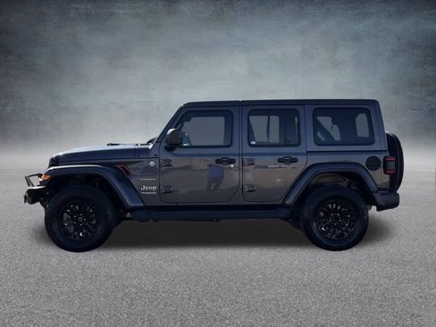 Used 2020 Jeep Wrangler Unlimited Sahara image 7
