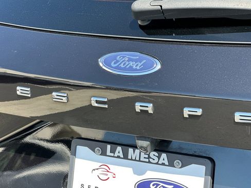 Certified 2024 Ford Escape ST-Line w/ Tech Pack #1 FWD image 27