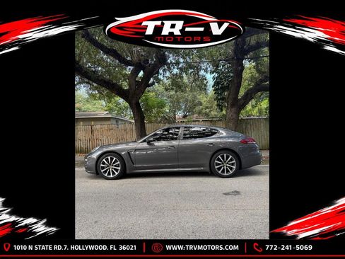 Used 2016 Porsche Panamera 4 Edition AWD/4WD image 9