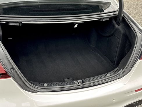 Used 2023 Mercedes-Benz E 350 Sedan image 24