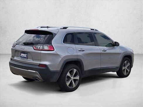 Used 2019 Jeep Cherokee Limited AWD/4WD image 5