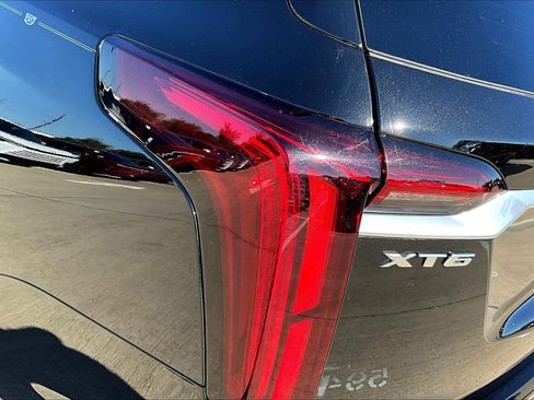 Used 2023 Cadillac XT6 Premium Luxury w/ Technology Package image 28
