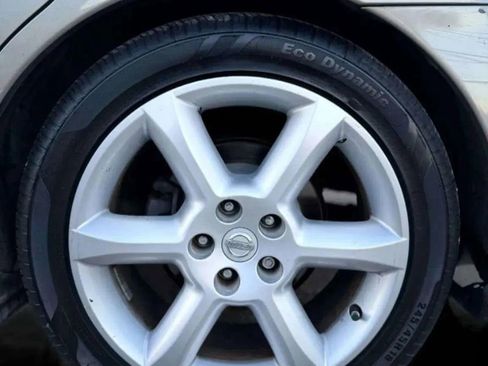 Used 2004 Nissan Maxima 3.5 SE w/ Premium Audio Pkg image 31