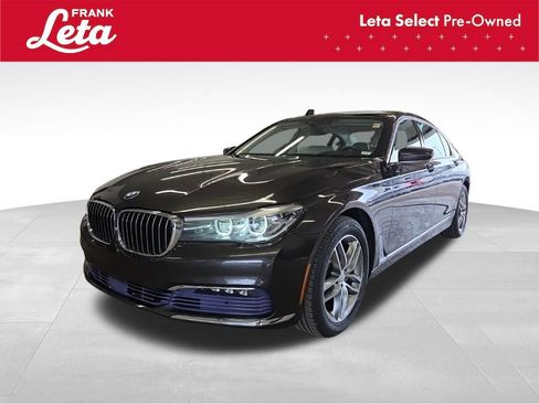 Used 2017 BMW 740i xDrive image 1
