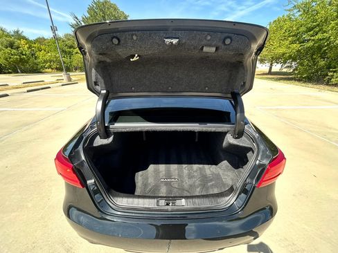 Used 2017 Nissan Maxima 3.5 SL FWD image 10