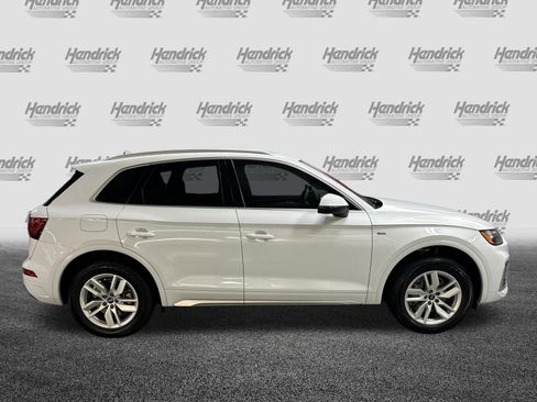 Used 2023 Audi Q5 2.0T Premium w/ Convenience Package AWD/4WD image 11