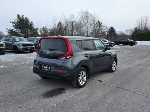 Used 2020 Kia Soul S image 8