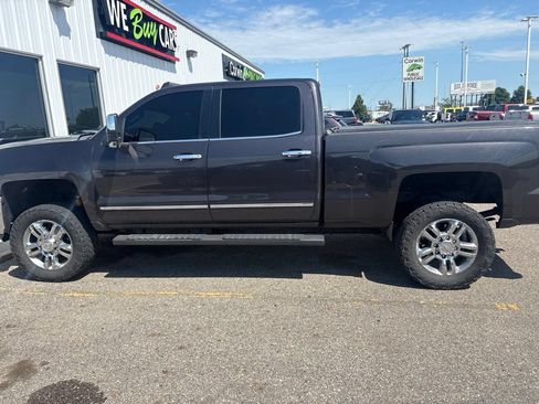 Used 2015 Chevrolet Silverado 2500 LTZ w/ Duramax Plus Package AWD/4WD image 6