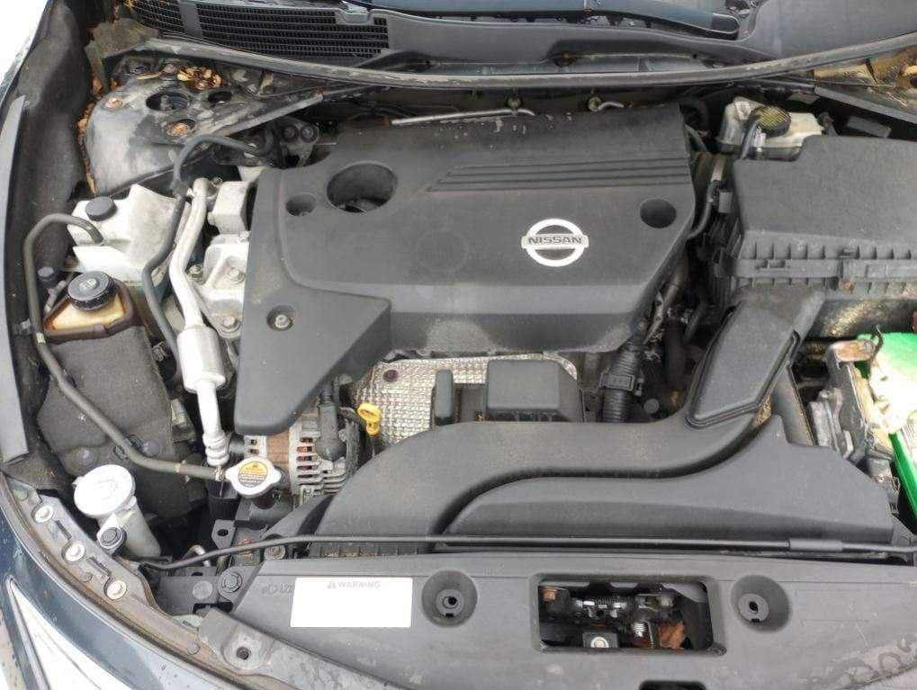 Used 2014 Nissan Altima 2.5 SV FWD image 2