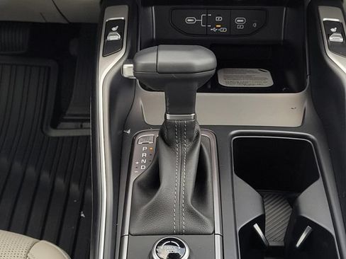 New 2026 Kia Sorento S FWD image 18