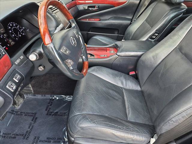 Used 2012 Lexus LS 460 w/ Luxury Value Edition RWD image 15