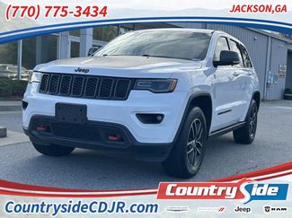 Used 2017 Jeep Grand Cherokee Trailhawk w/ Trailhawk Luxury Group AWD/4WD video 1