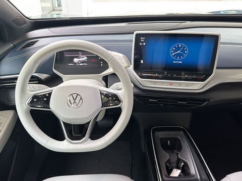 Certified 2023 Volkswagen ID.4 Pro S AWD/4WD image 17