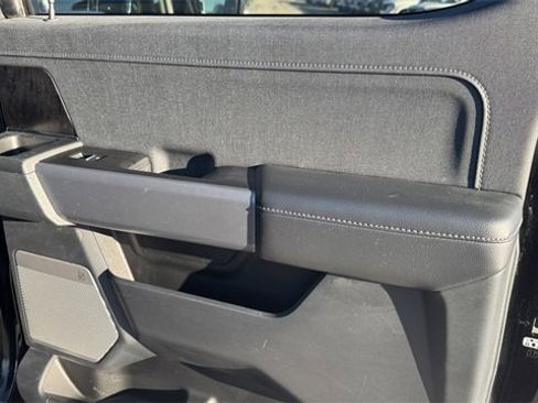 Used 2022 Ford F150 Lariat w/ Equipment Group 502A High image 12