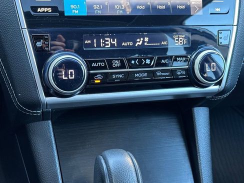 Used 2018 Subaru Outback 3.6R Limited image 21