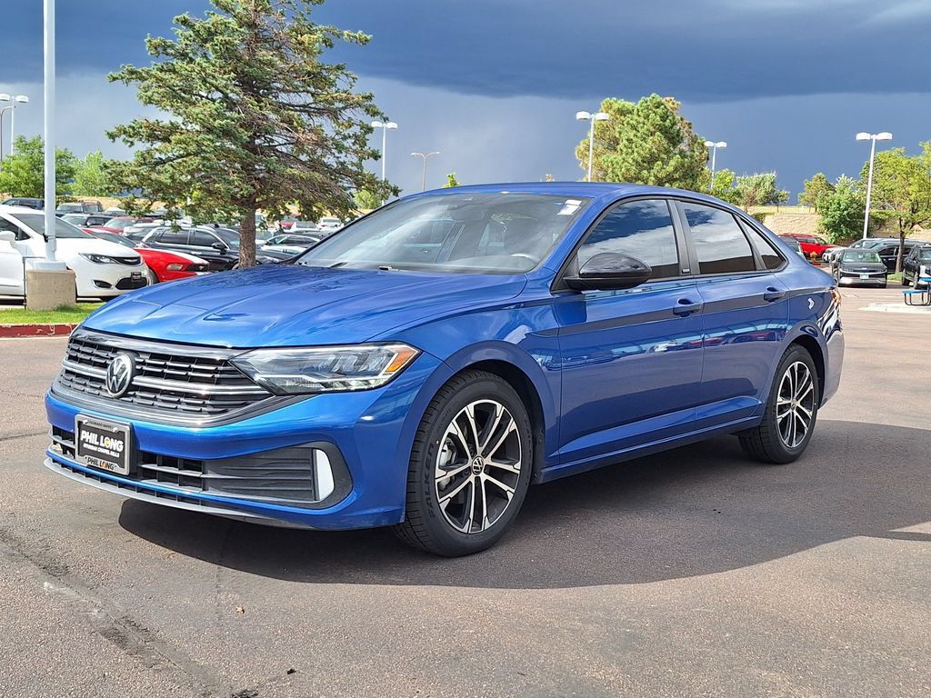Used 2023 Volkswagen Jetta Sport FWD image 7