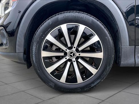 Used 2022 Mercedes-Benz GLB 250 image 10