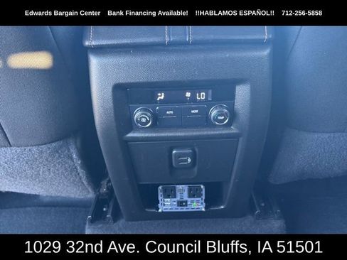 Used 2018 Chevrolet Traverse LT image 15