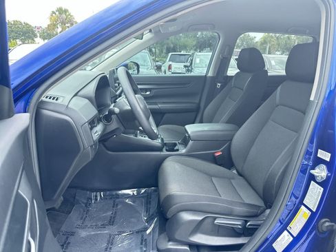 Used 2025 Honda CR-V LX image 14