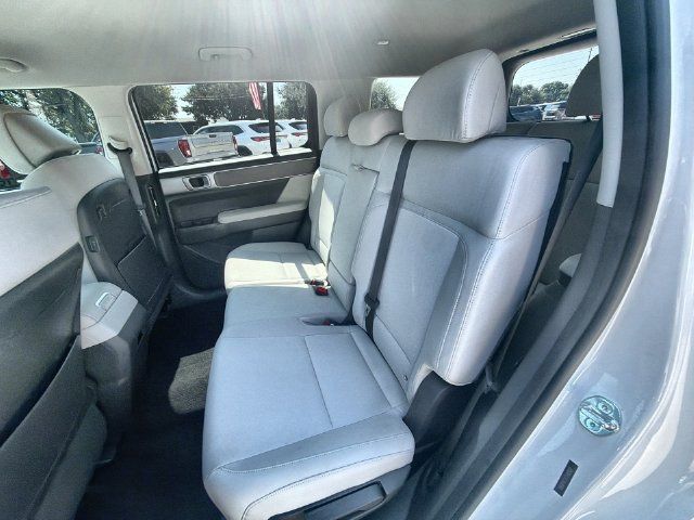 Used 2026 Hyundai Santa Fe SE FWD image 23