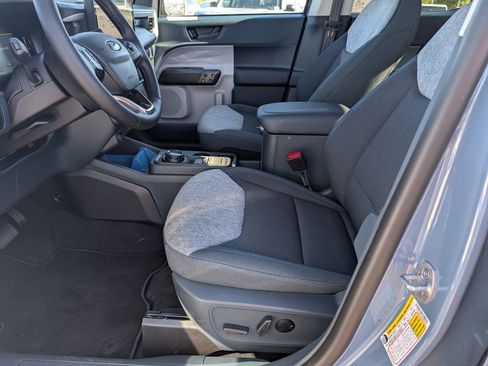 New 2025 Ford Maverick XLT w/ XLT Luxury Package image 8