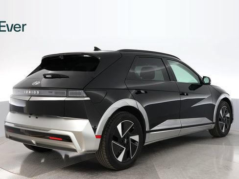 Used 2025 Hyundai Ioniq 5 Limited RWD image 3