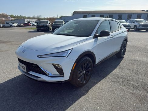 New 2026 Buick Envista Sport Touring image 2