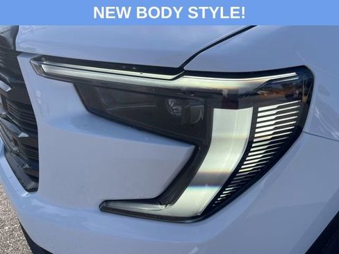 New 2026 GMC Acadia Elevation image 8