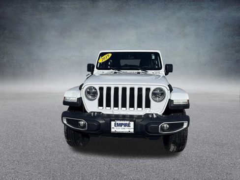 Used 2019 Jeep Wrangler Unlimited Sahara image 11