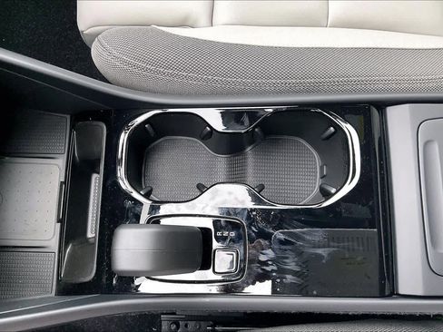 New 2026 Volvo EX40 Plus w/ Climate Package image 10