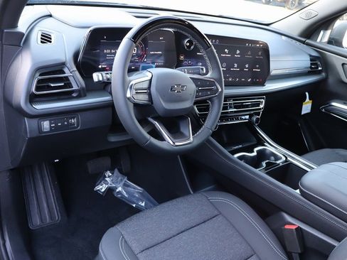 New 2026 Chevrolet Traverse LT w/ Enhanced Driving Package image 5