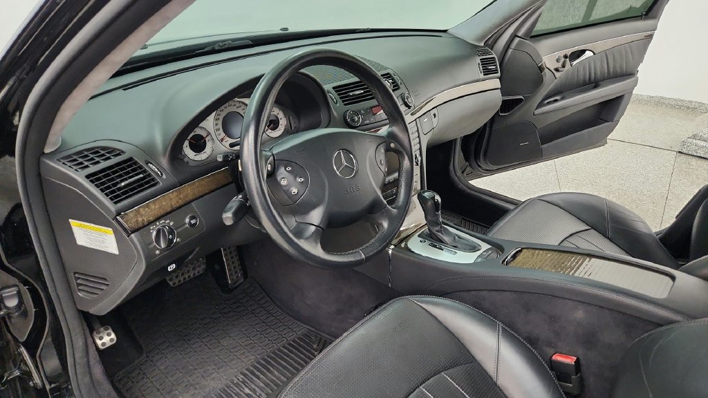 Used 2005 Mercedes-Benz E 55 AMG Sedan image 41