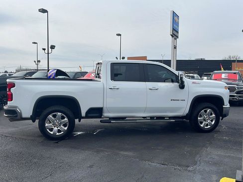Used 2022 Chevrolet Silverado 2500 LTZ w/ LTZ Plus Package image 6
