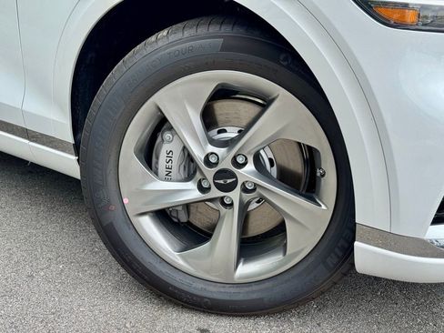 New 2026 Genesis GV70 2.5T Select image 6