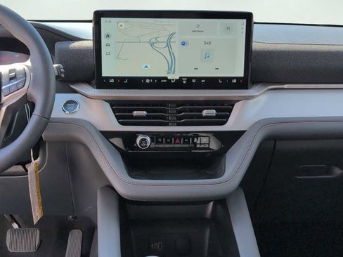 New 2026 Ford Explorer Active RWD image 25