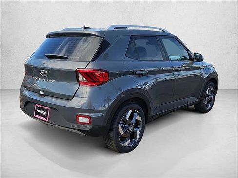 New 2026 Hyundai Venue SEL FWD image 2
