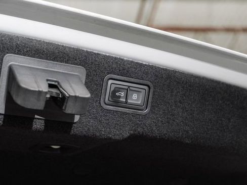 Used 2019 Audi A8 L 3.0T w/ Executive Package image 52