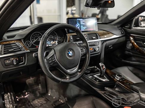 Used 2015 BMW 428i Convertible w/ Technology Package image 18