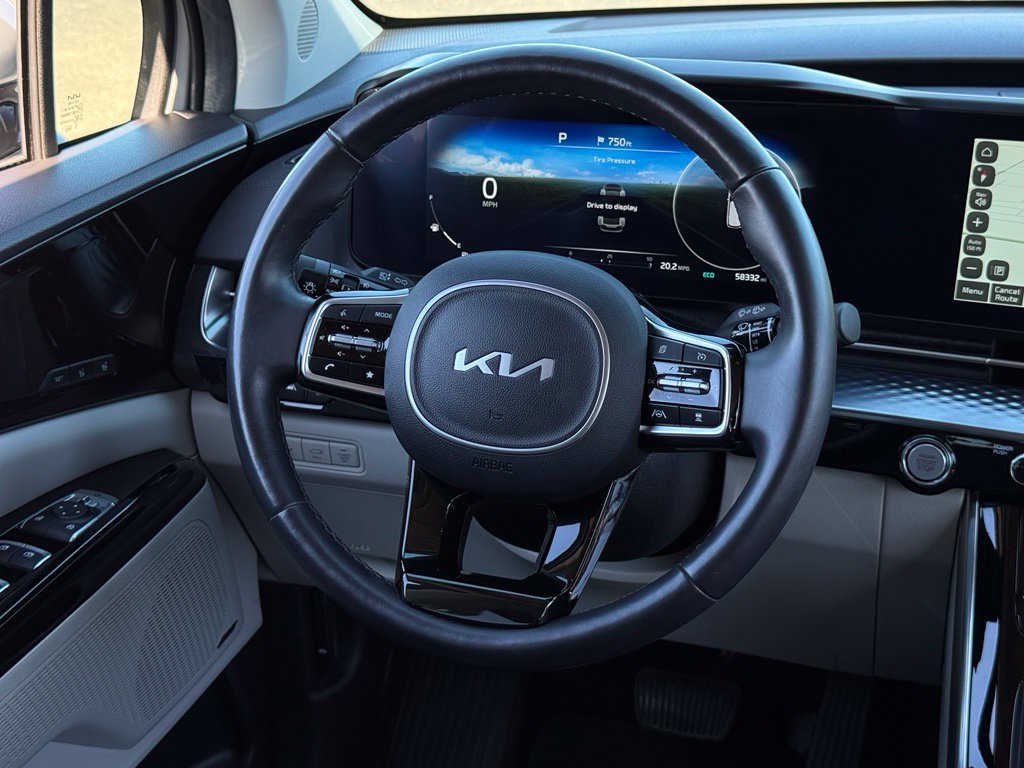 Used 2024 Kia Carnival SX Prestige FWD image 9