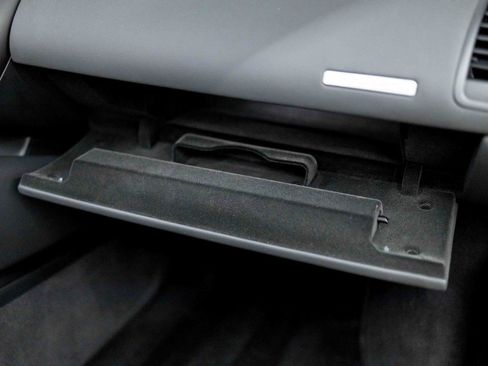 Used 2011 Audi R8 V10 AWD/4WD image 46