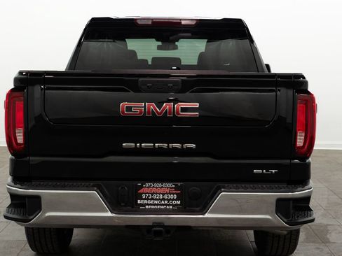 Used 2025 GMC Sierra 1500 SLT AWD/4WD image 11